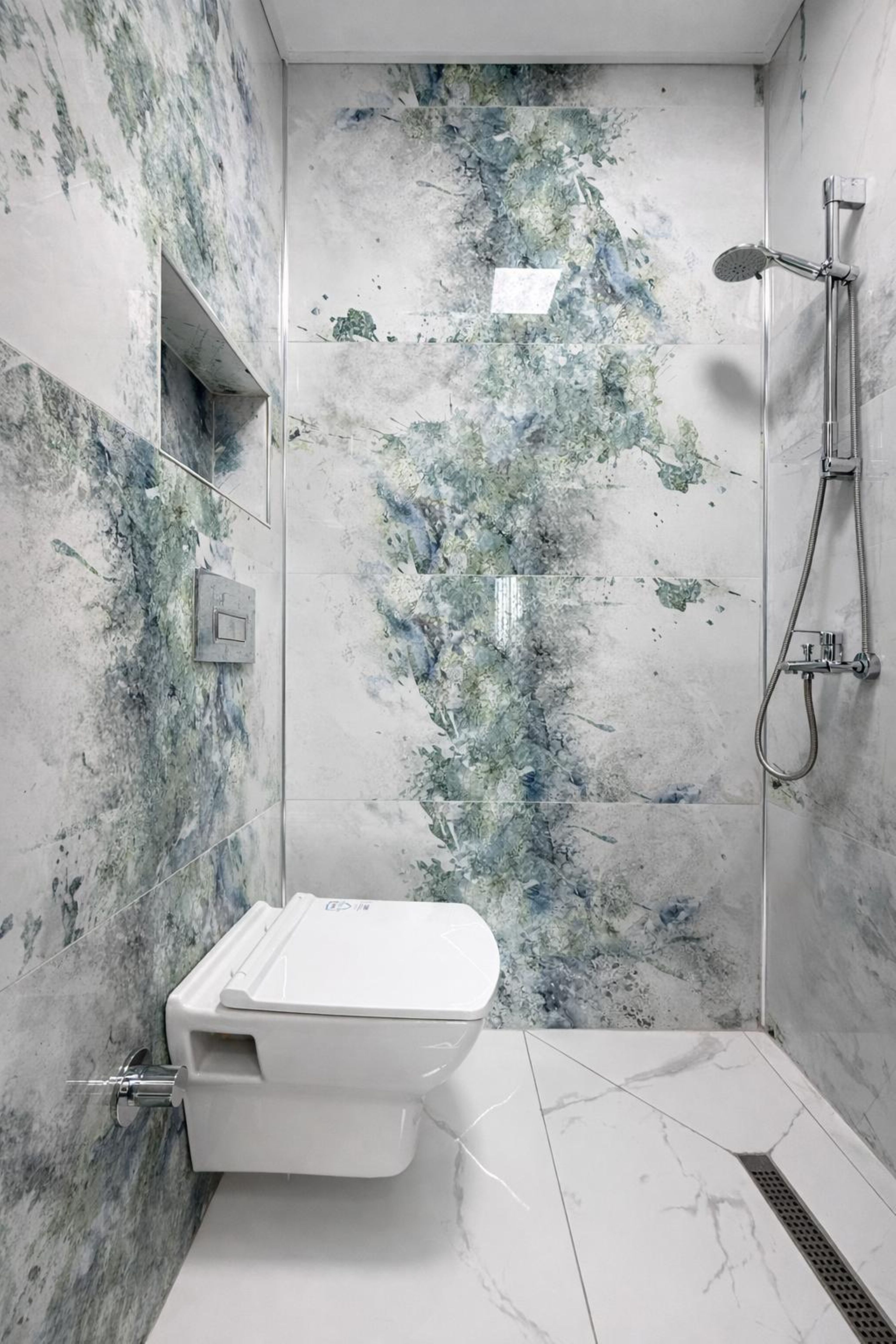 Double Room Bathroom 1