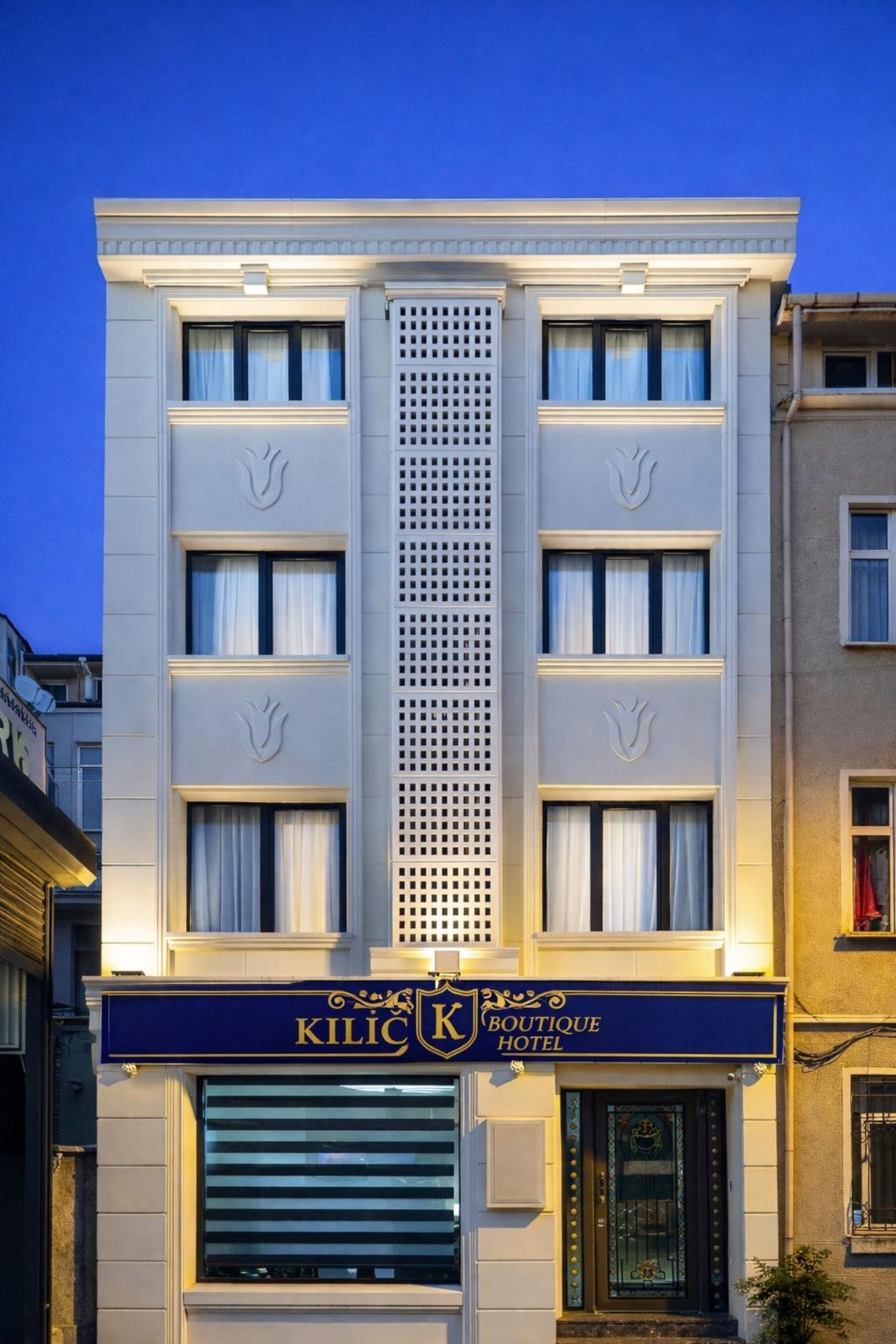 Kılıç Boutique Hotel exterior at dusk in historic Fatih, Istanbul